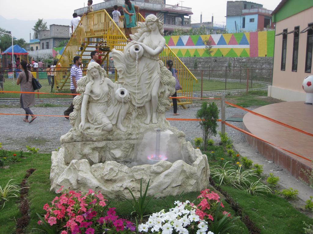Hotel Jal Mahal Pokhara Luaran gambar