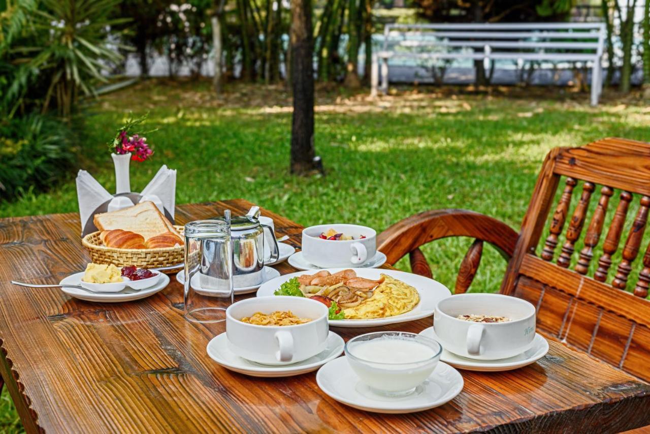 Hotel Jal Mahal Pokhara Luaran gambar