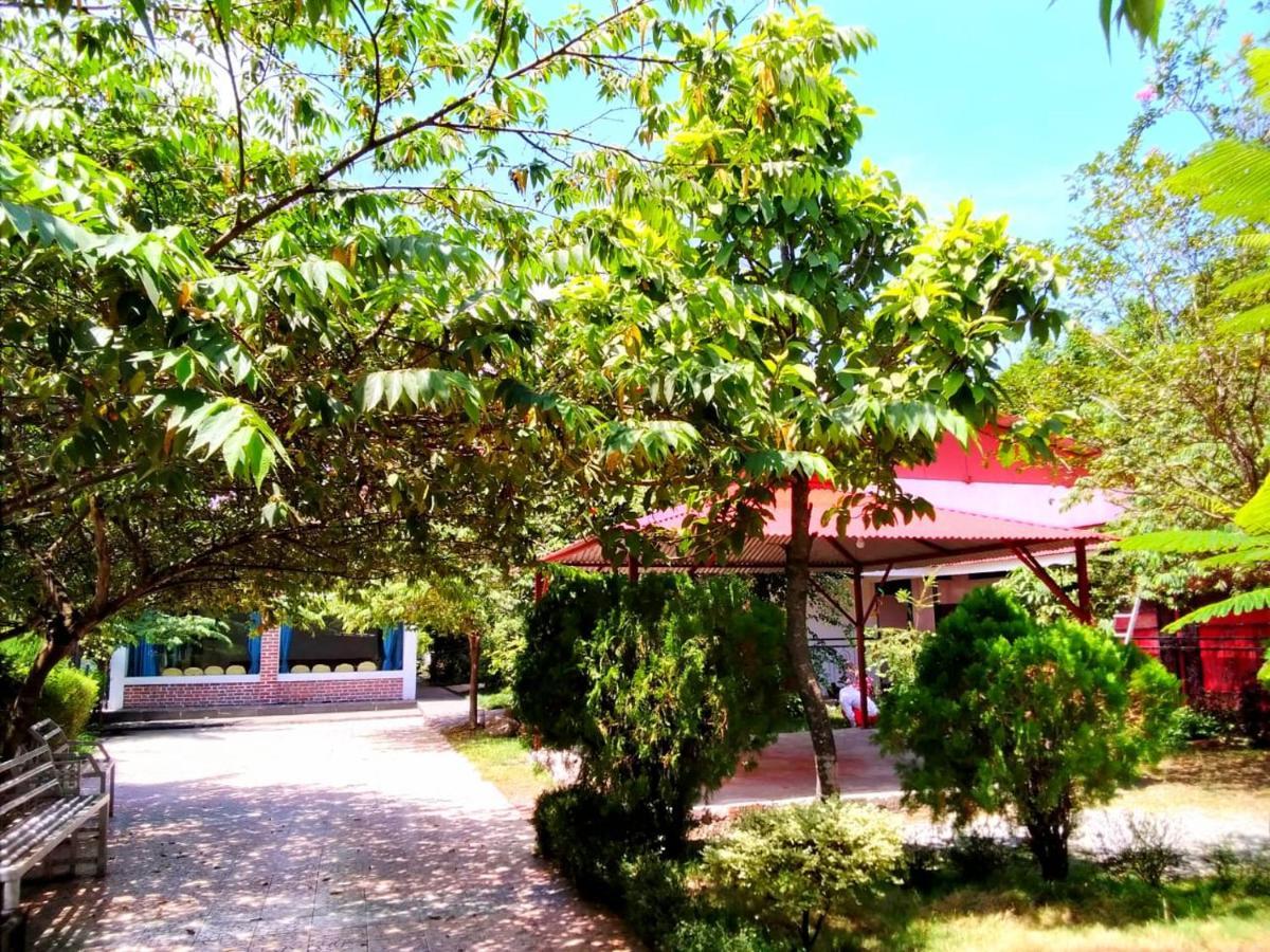 Hotel Jal Mahal Pokhara Luaran gambar